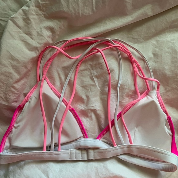 Victorias secret pink bikini top - Picture 2 of 3